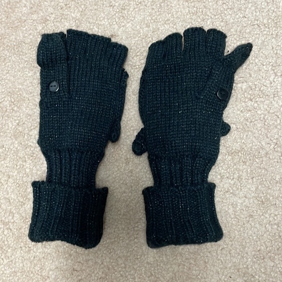 Karl Lagerfeld Choupette Pop-Top Black Mittens - Picture 2 of 6